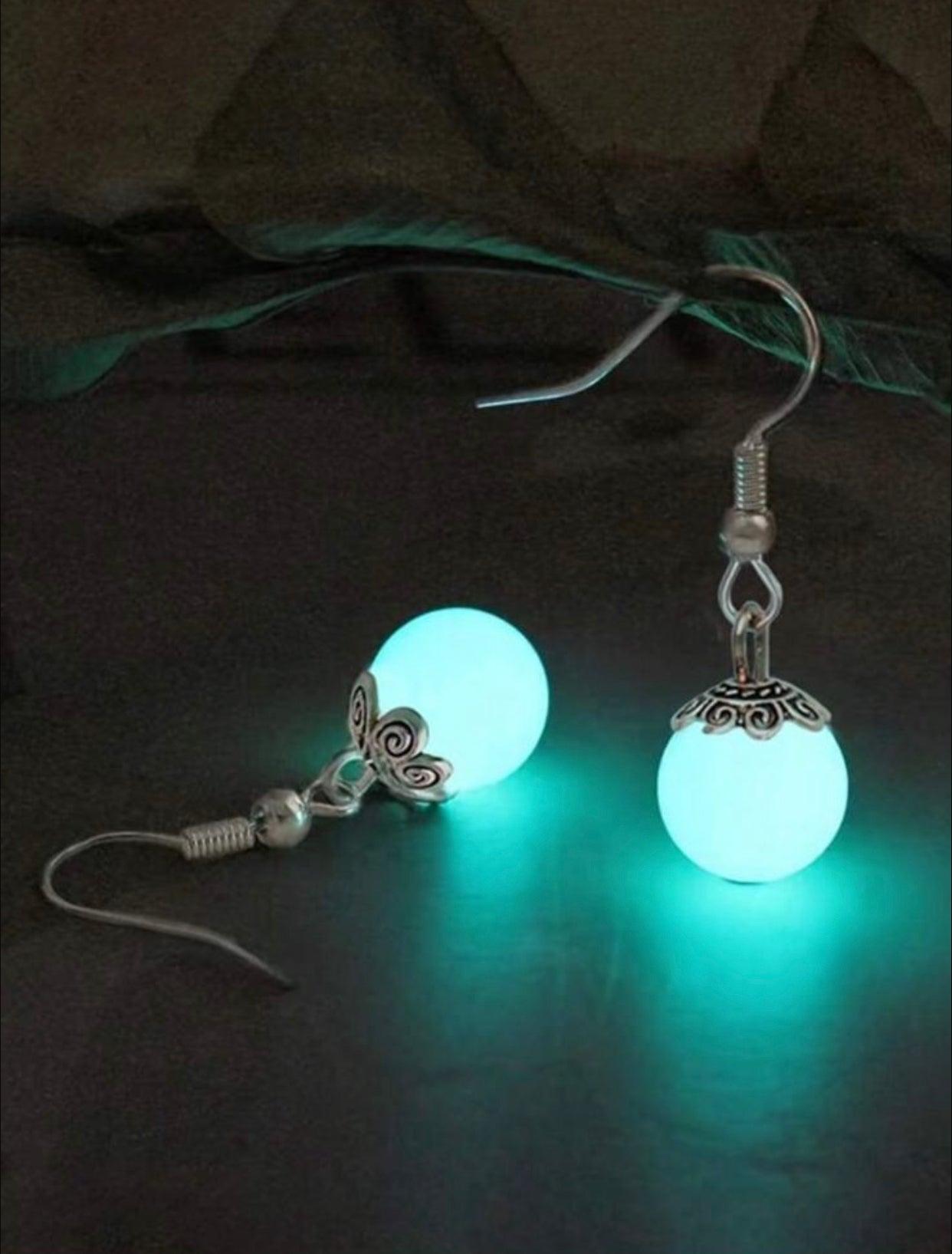 Aretes bola de luz