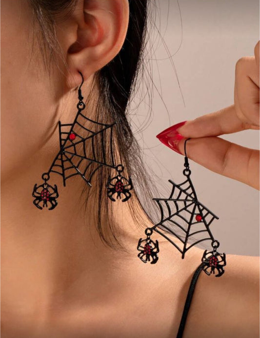 Aretes telaraña