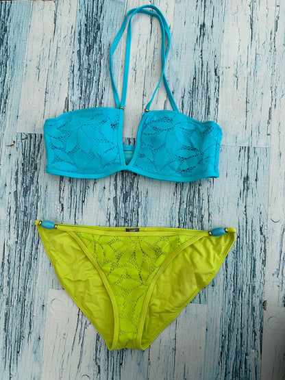 Bikini aqua y verde