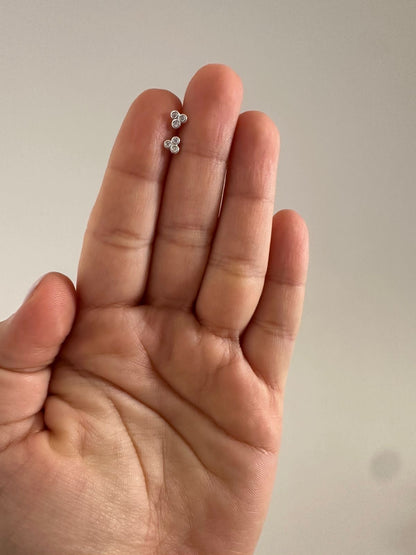 Mini aretes de plata con Zirconia
