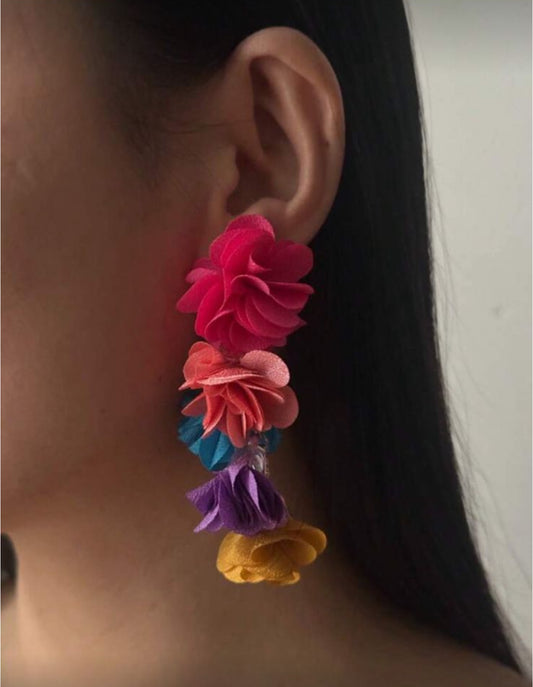 Par de aretes Flores