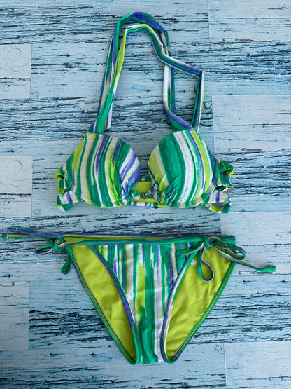 Bikini verde y celeste