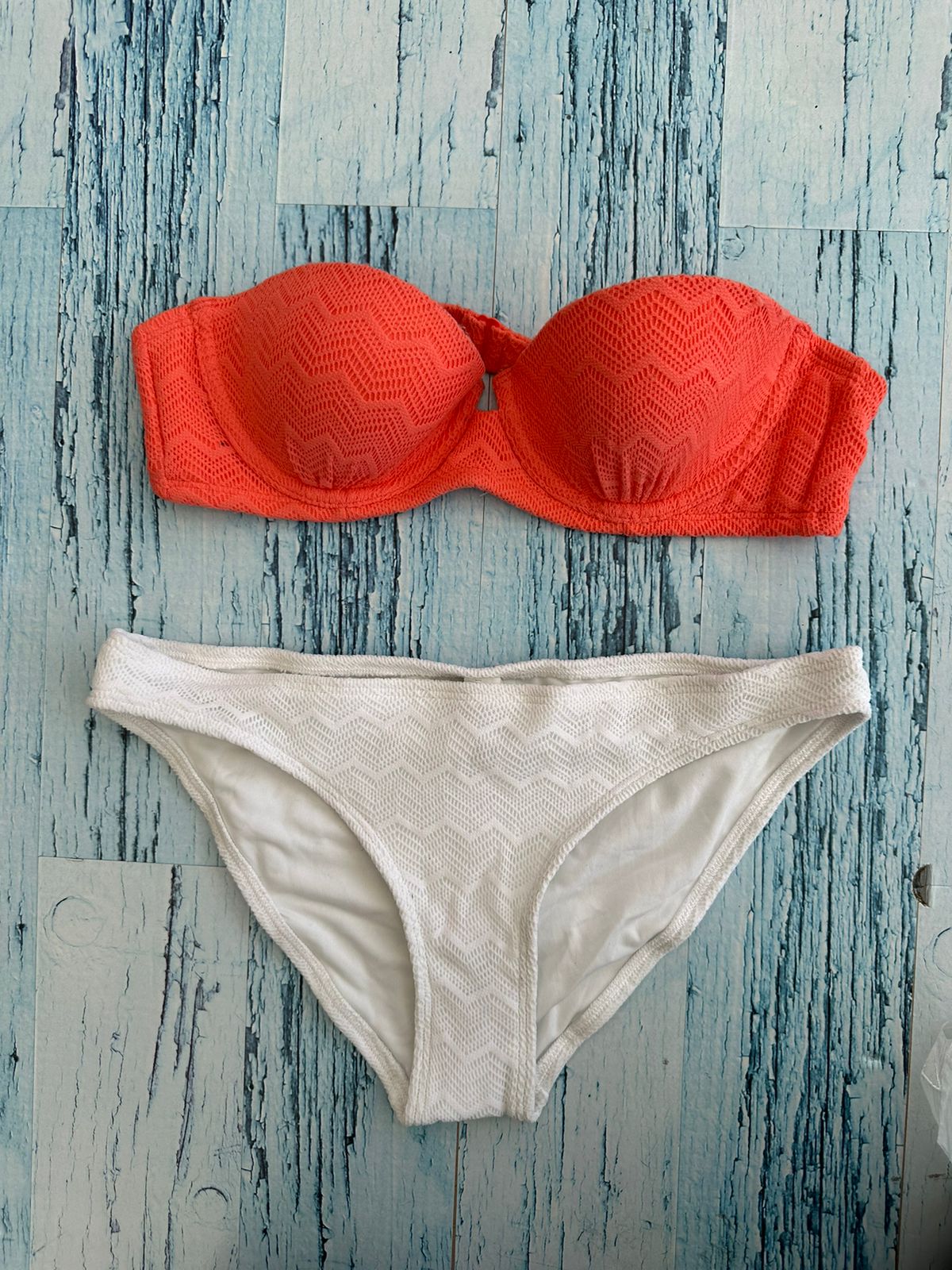 Bikini Blanco con naranja