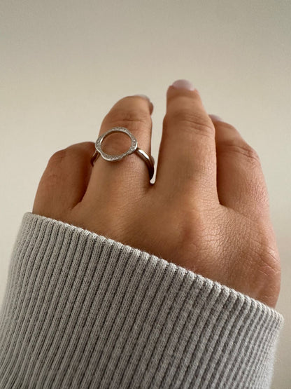 Anillo de plata Circle