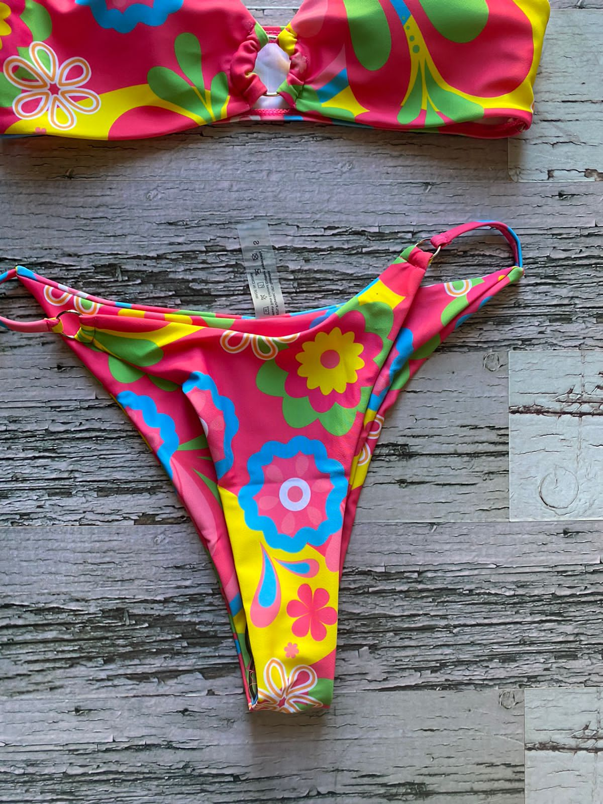 Bikini Groovy