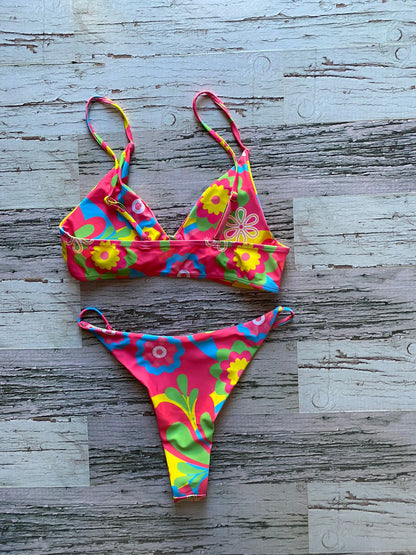 Bikini Groovy